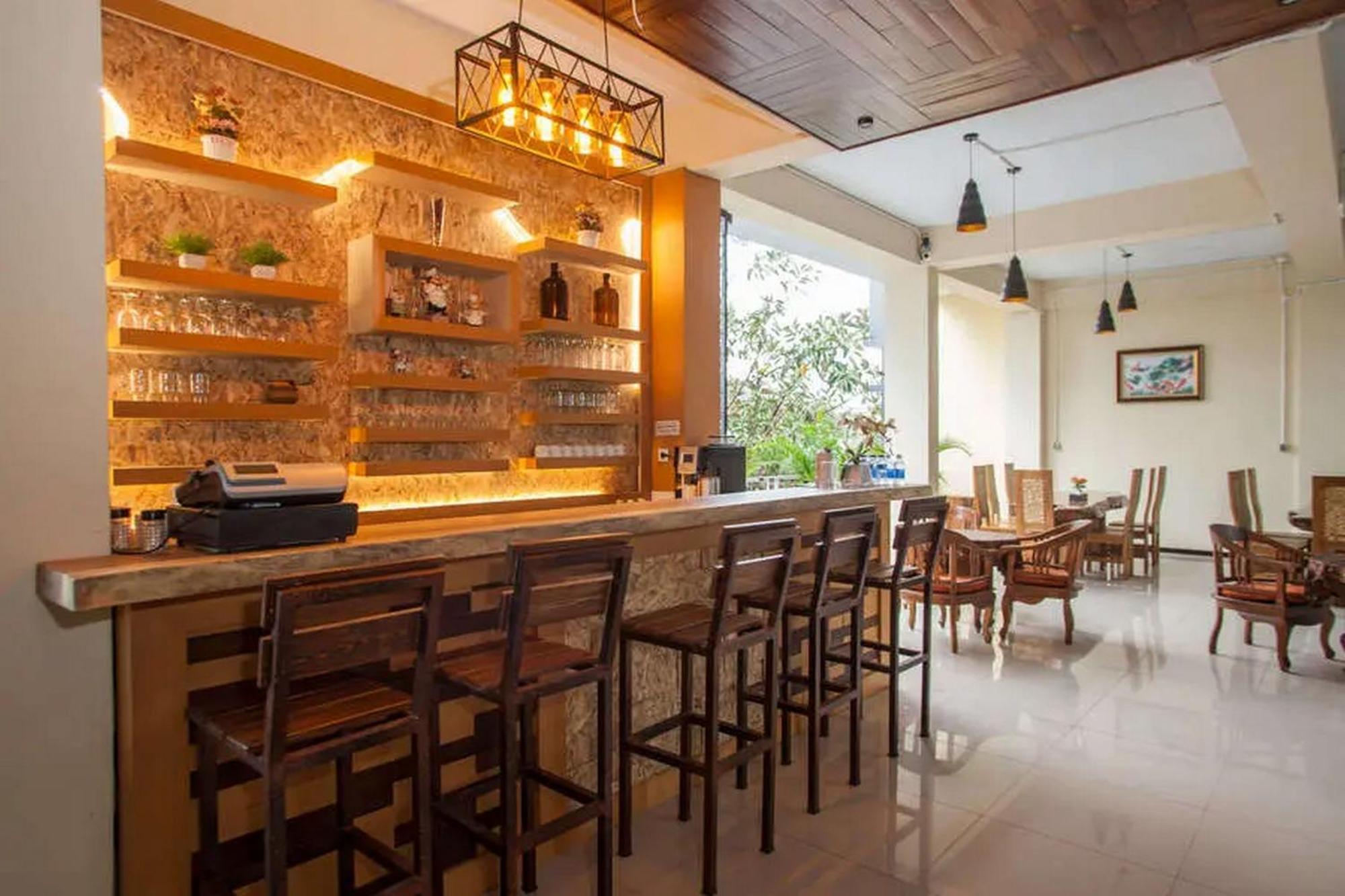 Reddoorz Premium @ Jalan Cengkeh Malang Ξενοδοχείο Εξωτερικό φωτογραφία